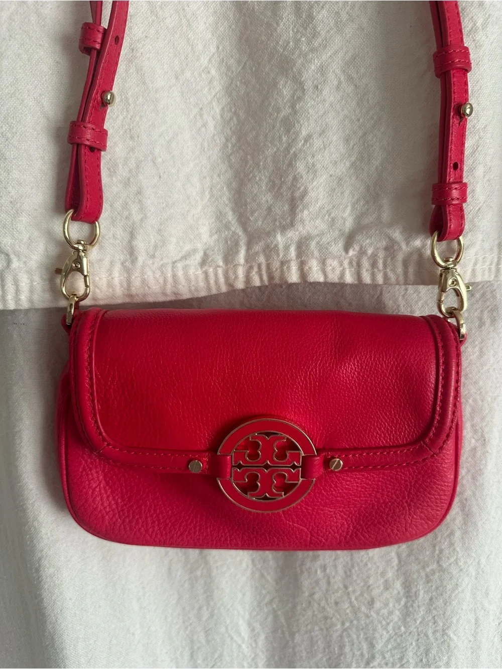 Tory Burch Amanda Mini Leather Crossbody Bag Coral